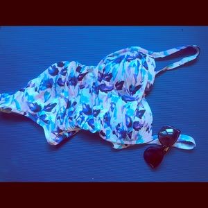 Nip tuck brand one piece- size 8